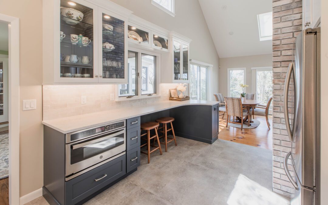 Navy & White Transitional Kitchen