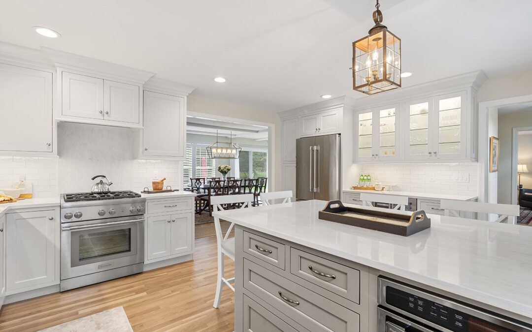 Bright & Timeless Kitchen