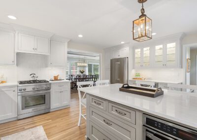 Bright & Timeless Kitchen